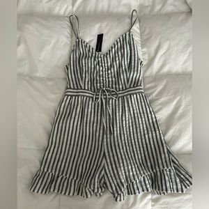American Eagle Striped Romper - Brand New with Tags, size M
